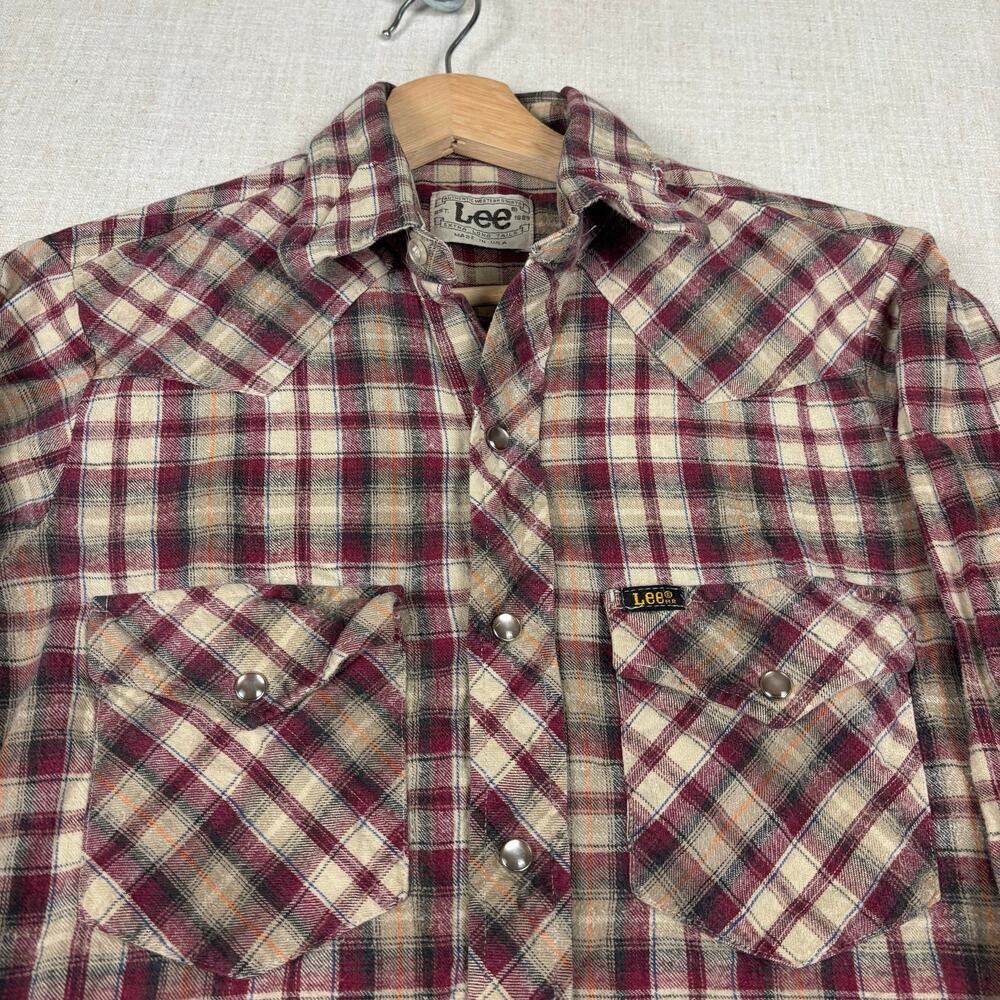 Vintage Lee Western Pearl Snap 70s Extra Long Tail Medium Distressed Plaid Shirt